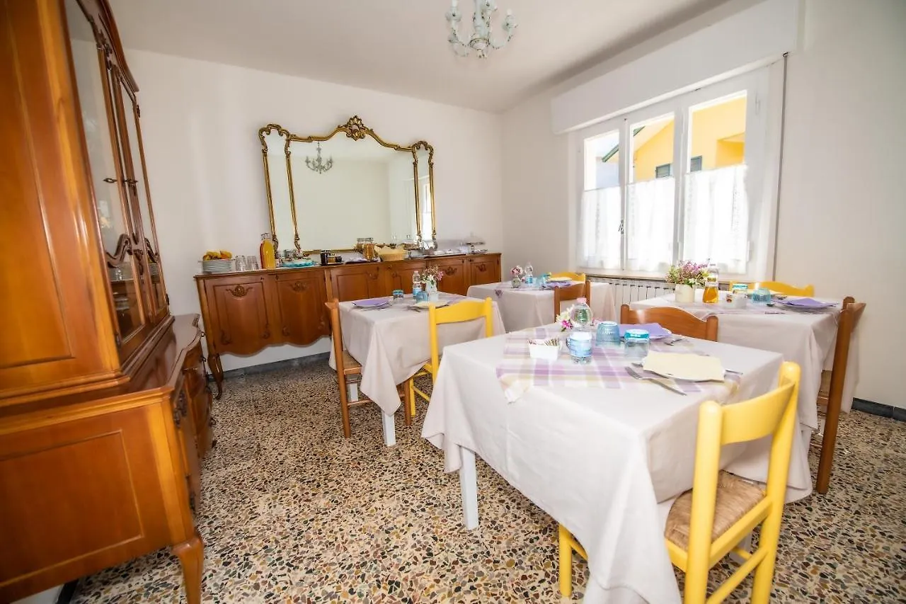 Beeliving Room&Breakfast (Adults Only) Riccione