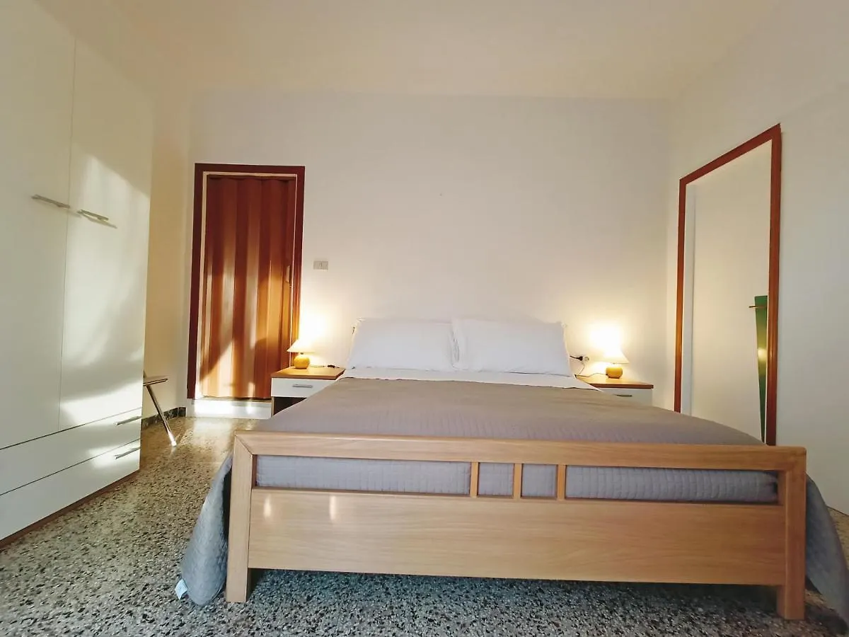 Beeliving Room&Breakfast (Adults Only) Riccione Couette-café