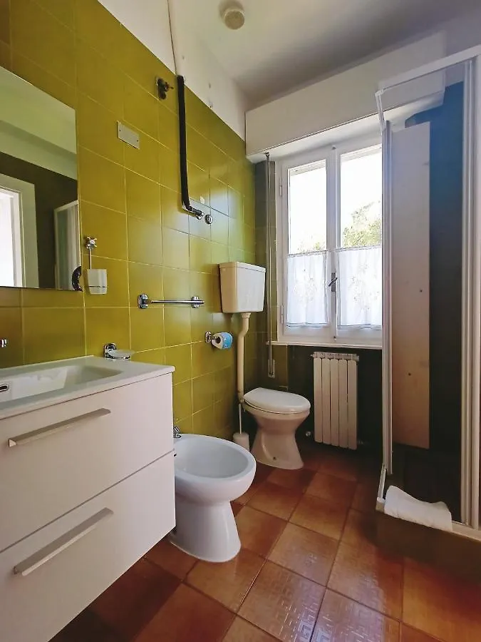 Beeliving Room&Breakfast (Adults Only) Riccione 0*,  Italia