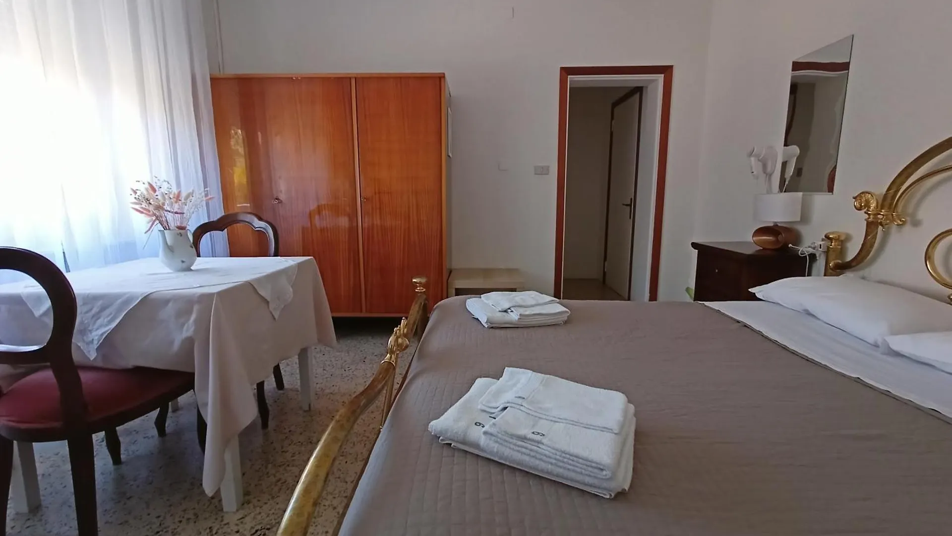Couette-café Beeliving Room&Breakfast (Adults Only) Riccione Italie