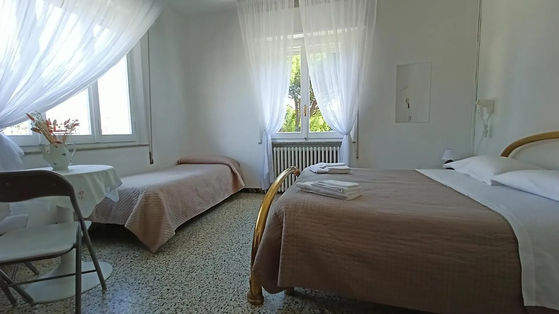 Beeliving Room&Breakfast (Adults Only) Riccione