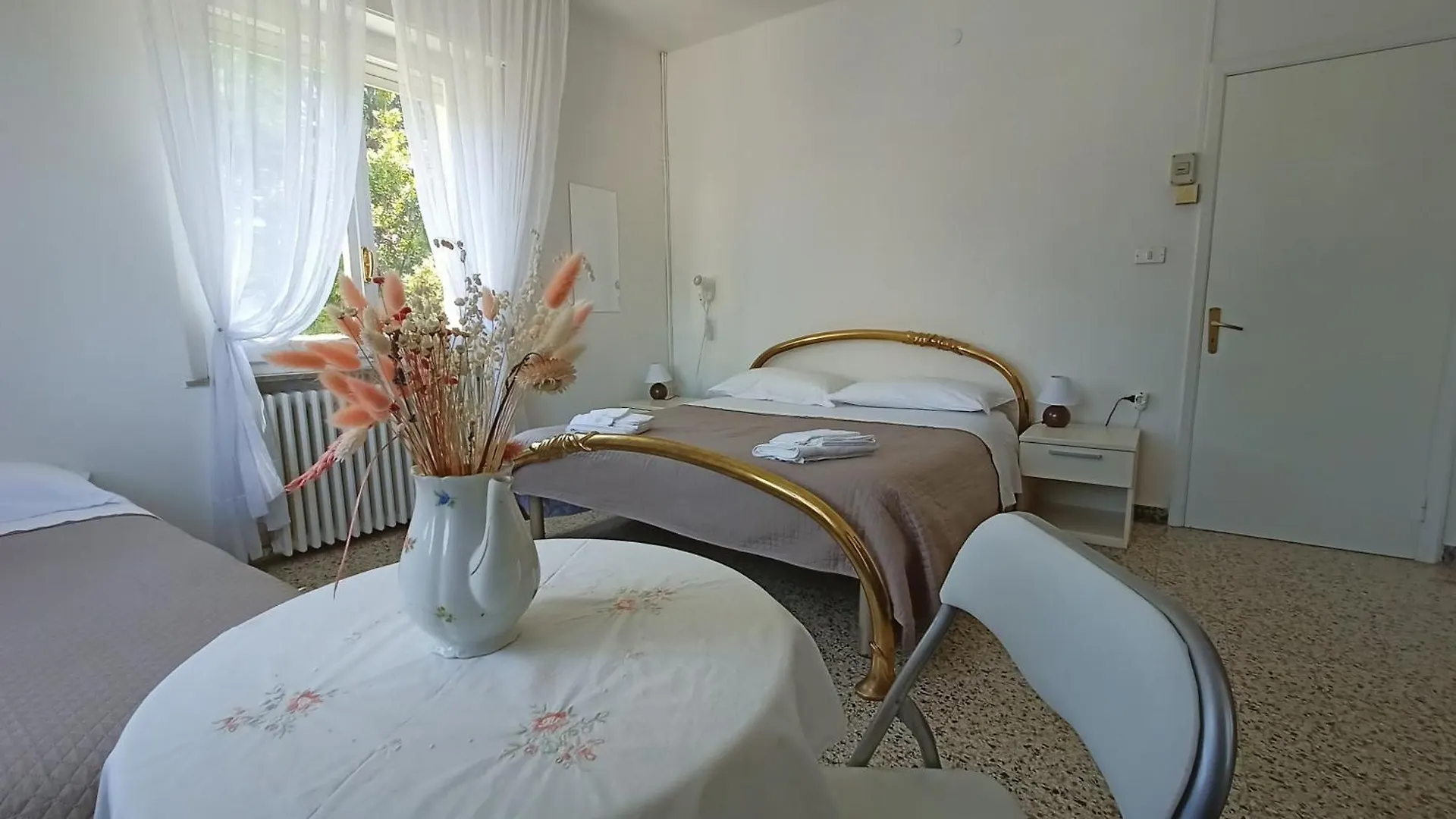 Couette-café Beeliving Room&Breakfast (Adults Only) Riccione