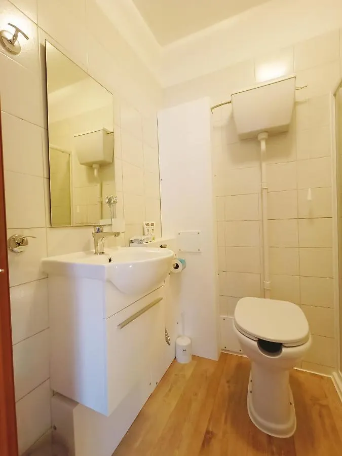 Beeliving Room&Breakfast (Adults Only) Riccione 0*,