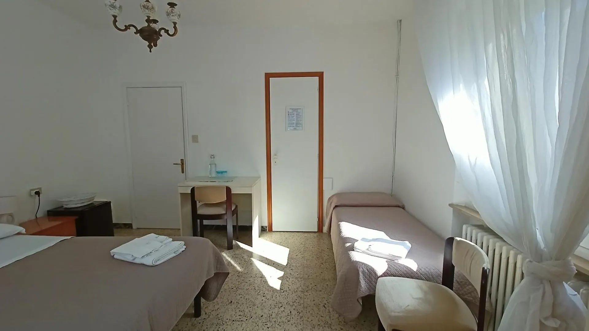 Bed & Breakfast Beeliving Room&Breakfast (Adults Only) Riccione Italy