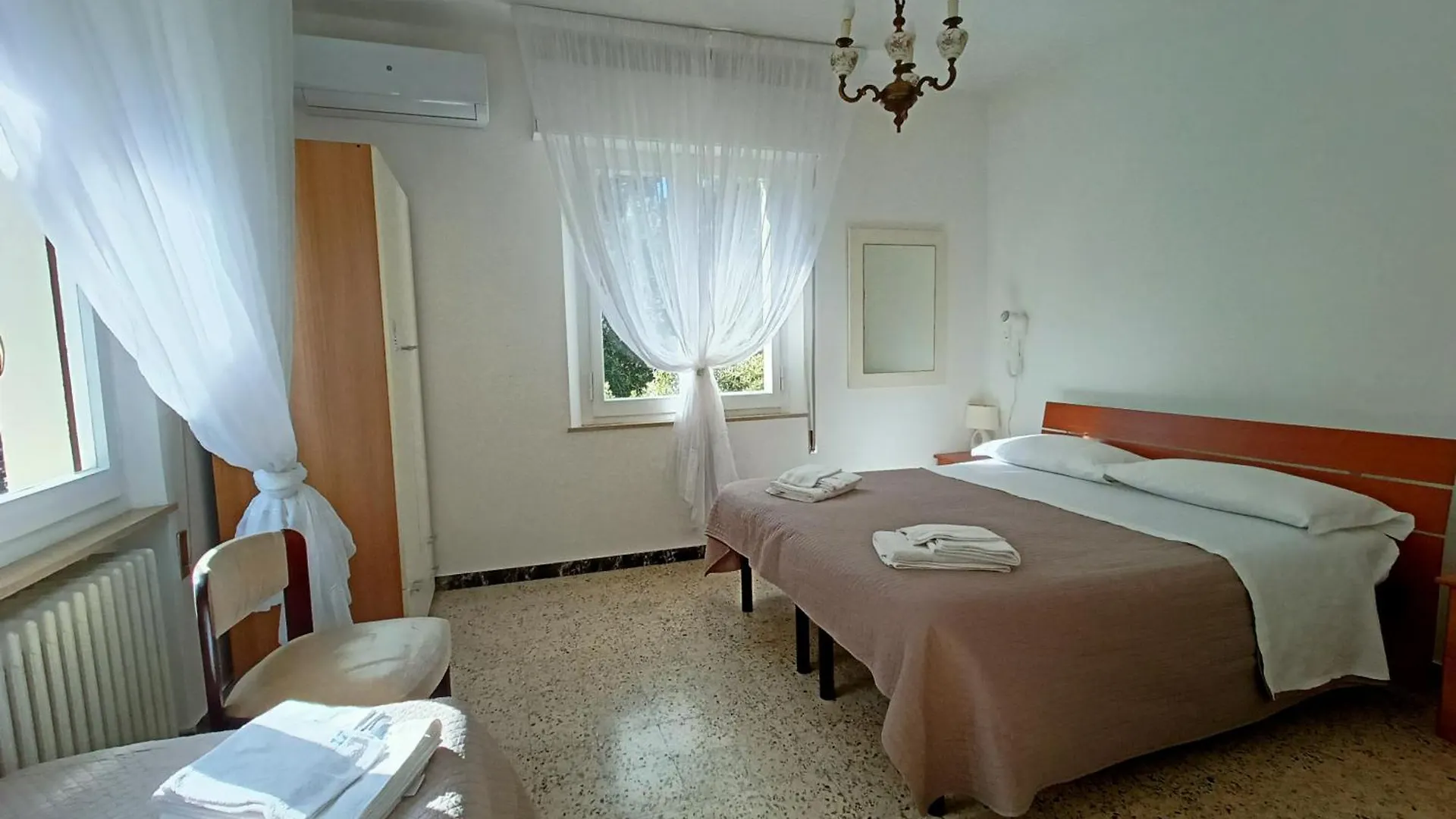 Beeliving Room&Breakfast (Adults Only) Riccione Italy